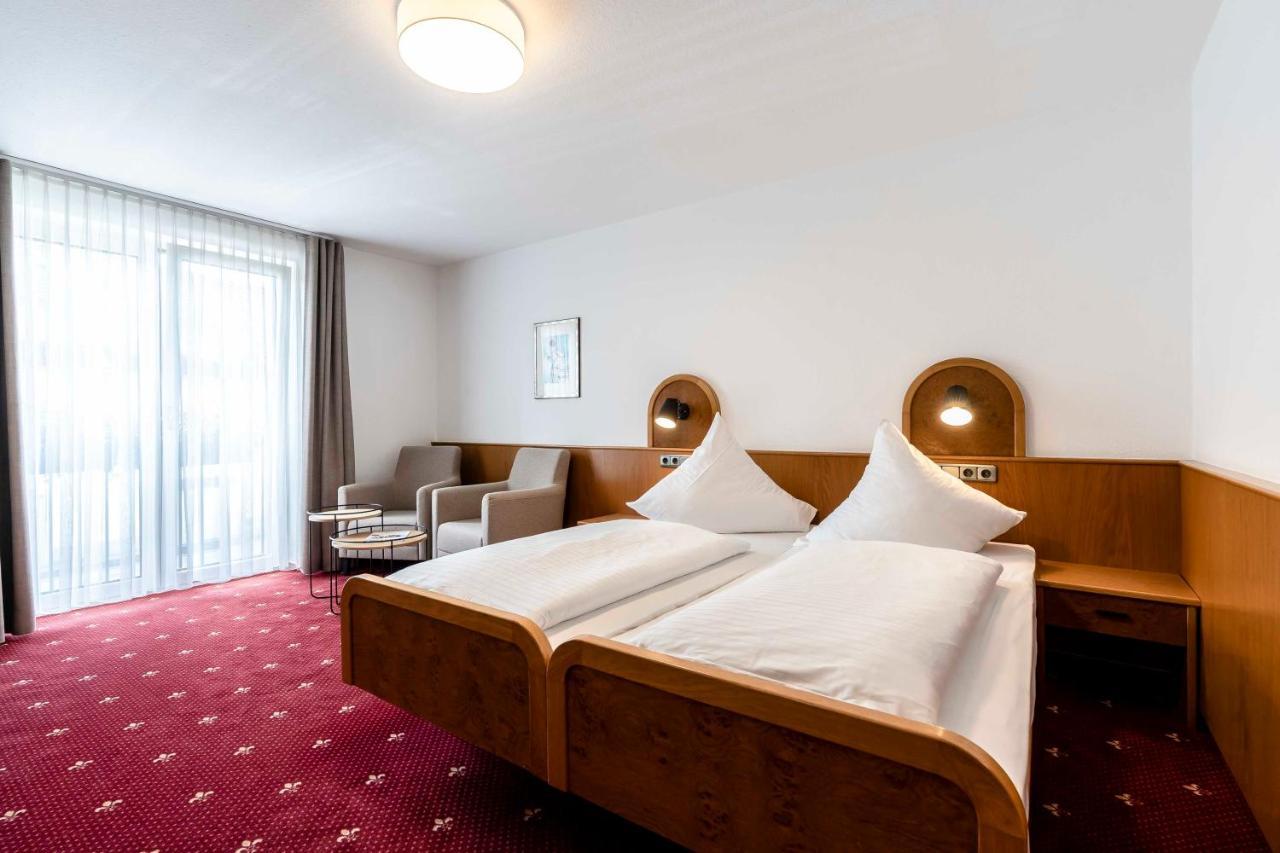 Hotel & Gasthaus Loewen 발드키르히 외부 사진