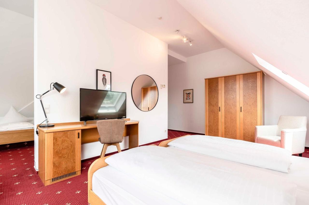 Hotel & Gasthaus Loewen 발드키르히 외부 사진