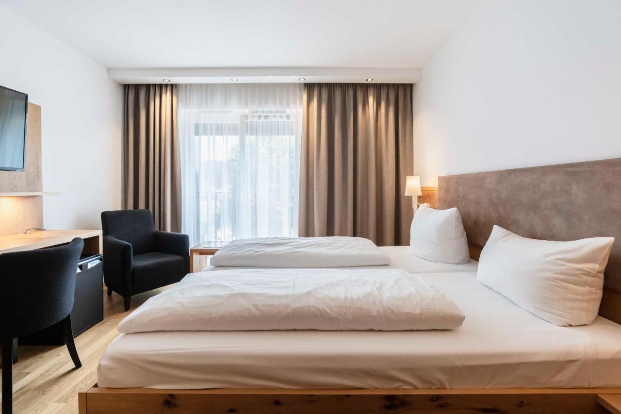Hotel & Gasthaus Loewen 발드키르히 외부 사진