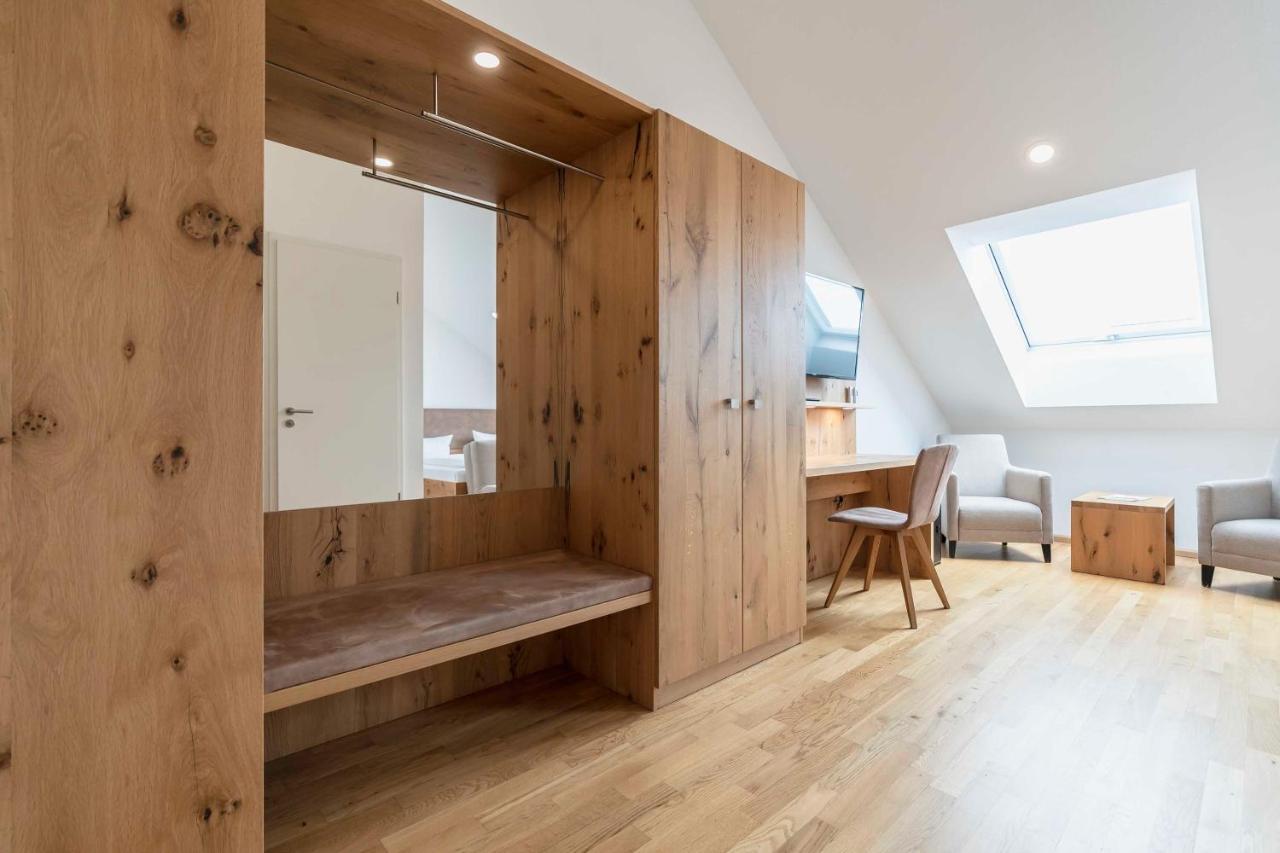Hotel & Gasthaus Loewen 발드키르히 외부 사진