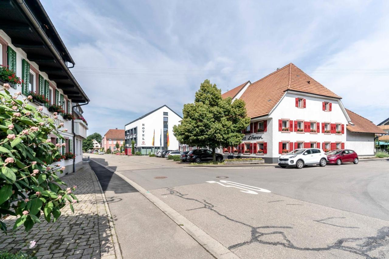 Hotel & Gasthaus Loewen 발드키르히 외부 사진