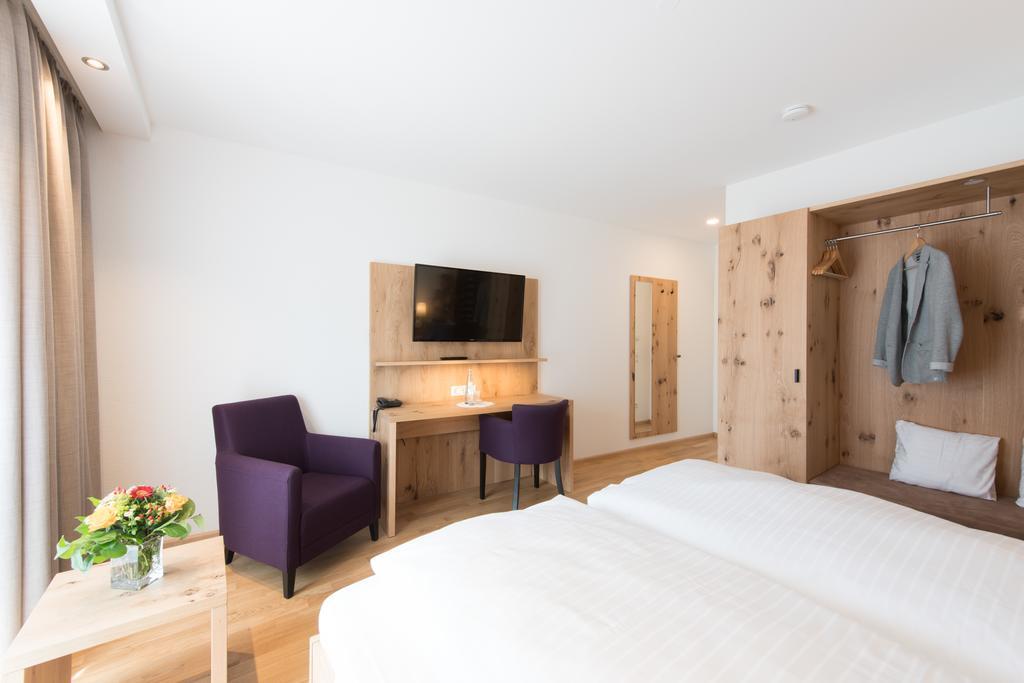 Hotel & Gasthaus Loewen 발드키르히 외부 사진